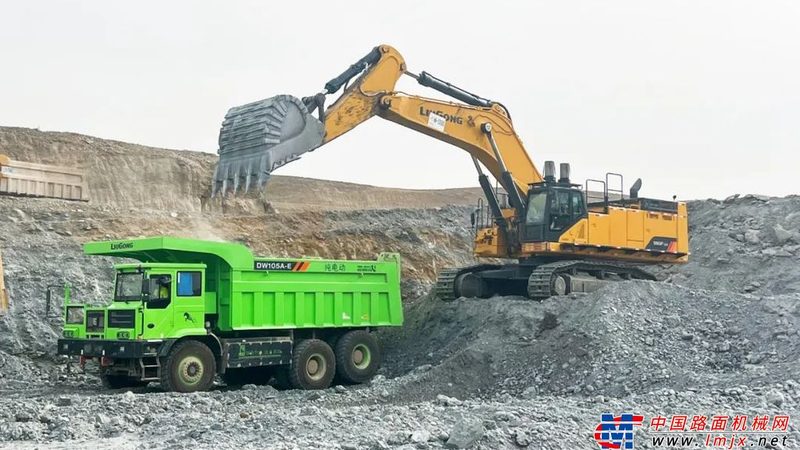 工程机械租赁加盟：揭秘行业背后的那些事